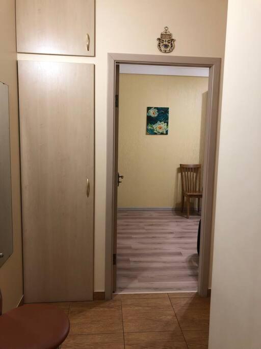 Apartment однокомнатная возле парка!